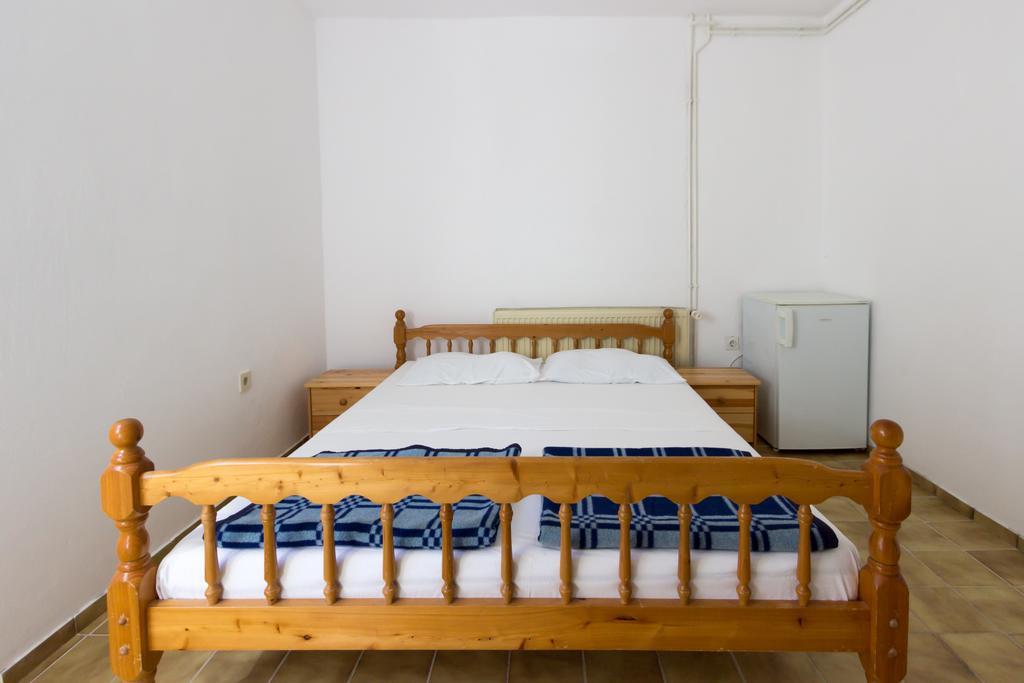 St. Roko Guest House Донья-Ластва Экстерьер фото